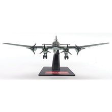 Load image into Gallery viewer, Diecast of Defense 1/144 German Fw200C-4 Condor DOD31562