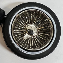 Load image into Gallery viewer, Hoppin Hydros 1/24 1/25 Chrome Baby D's Rims w/ Whitewall Tires 502