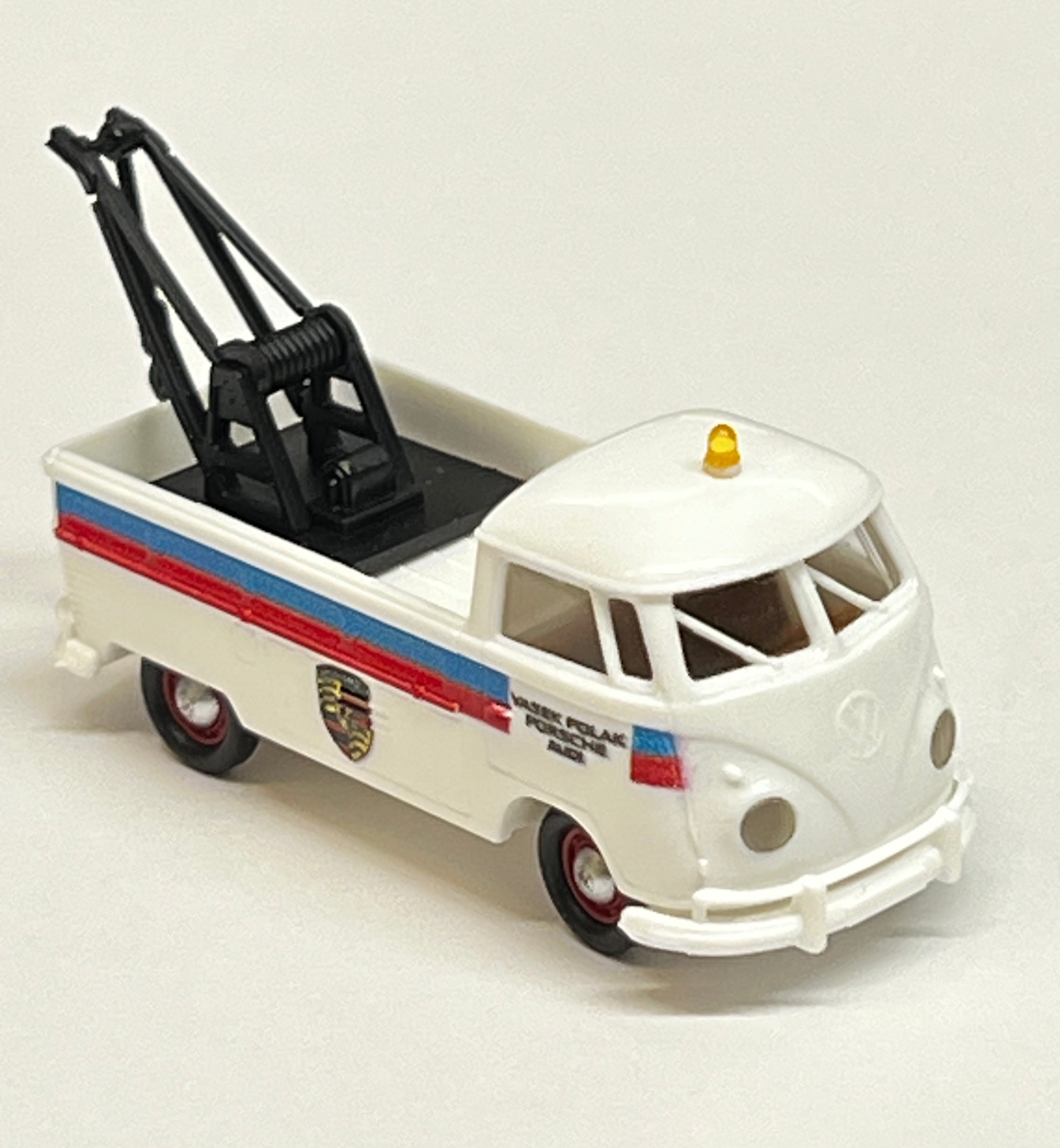 Brekina 1/87 HO VW T1b Tow Truck 