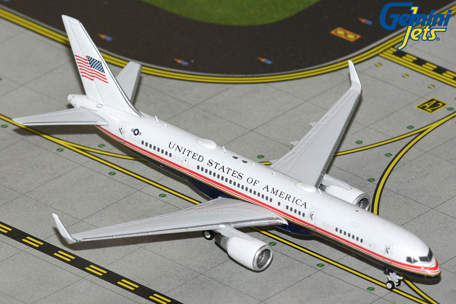 Gemini 1/400 United States Air Force C-32A (B757-200) Air Force