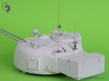 Load image into Gallery viewer, Master 1/35 British Antenna for Wireless Set No.19 1940/1959 GM-35-057