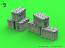 Load image into Gallery viewer, Master 1/35 US M2 ammo cans for Browning M2 0.50 cal MG CLOSED WWII GM-35-068'