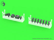 Load image into Gallery viewer, Master 1/35 US 50 Round Ammo Cans for 0.50cal Browning M2 OPEN GM-35-071