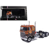 IXO 1/64 Ford CL 9000 1976 2-Tone Brown 64TR009