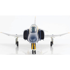 HobbyMaster 1/72 US F-4J Phantom  Blue Angels Cdr. Harley Hall HA19059