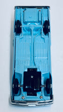 Load image into Gallery viewer, AMT 1/25 Ford Fairlane 1964 Friction Motor pre built VINTAGE KIT 9164C