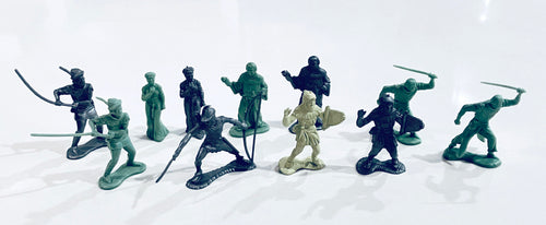 Marx 1/32 Robin Hood Figures Made in Canada (11) MX073**