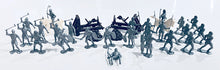 Load image into Gallery viewer, Marx 1/32 Medieval Soldiers and Catapults (26) 1965 MX083