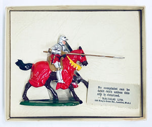 Britains LTD 1/32 Knights of Agincourt Mounted Knight w/ Lance Lead Figure No1661 C