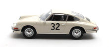 Load image into Gallery viewer, Matrix 1/43 Porsche 911 Le Mans Test Car #32 1966 MXR41607-012