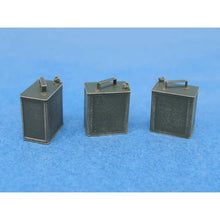 Load image into Gallery viewer, Legend 1/35 British WWII 2 Gallon Petrol/Fuel Can Set (20 count) LF1402