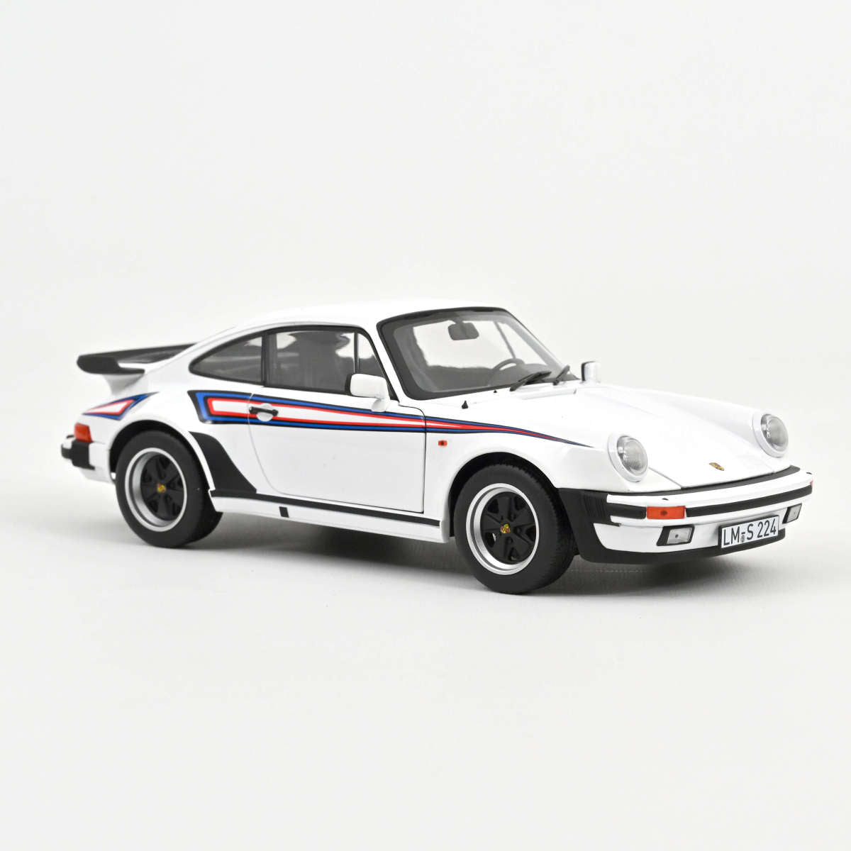 Porsche 911 turbo3.3 1980 ホワイト 1/18 スケール Norev 1/18 Porsche 911 (930) Turbo 3.3 1980 White 187668