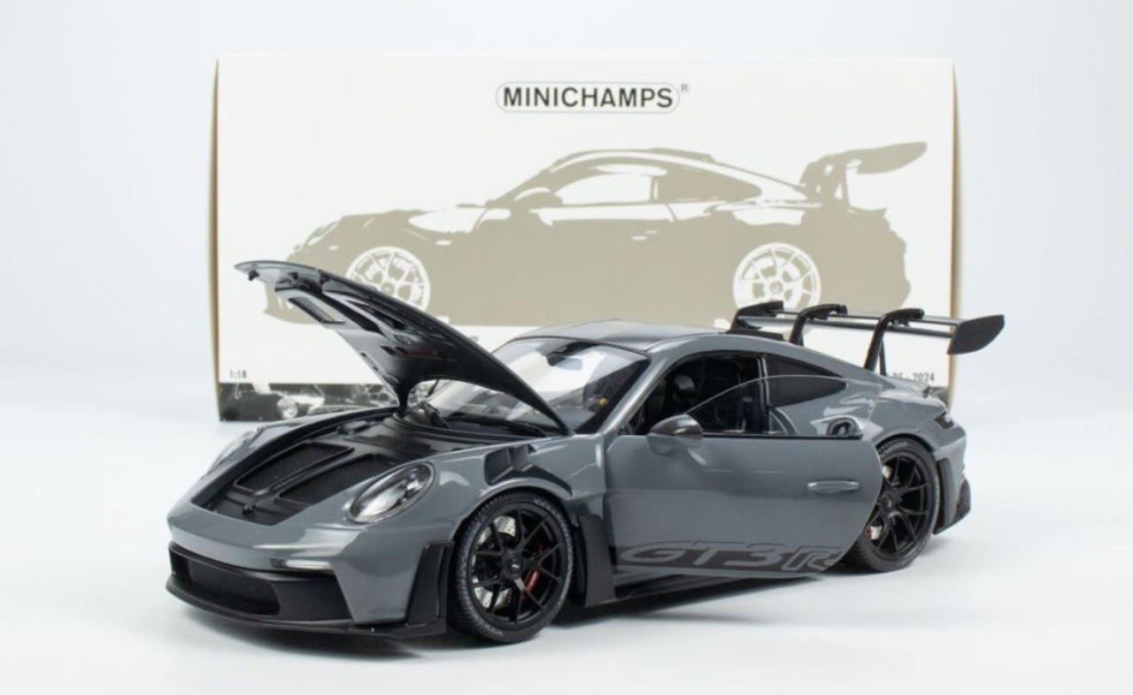 Minichamps 1/18 Porsche 911 (992) GT3 RS 2022 Grey W/Weissach Package  110062024