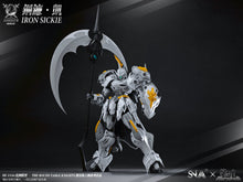 Load image into Gallery viewer, SNAA 1/144 Round Table Knights Iron Sickle Kay SC-011
