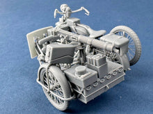 Load image into Gallery viewer, Copperstate Models 1/35 Brtiish Vickers-Clyno Mark IV. 1915 B35-003'