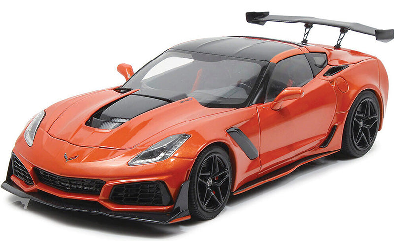 IXO 1/18 2019 Chevrolet Corvette C7 ZR1 U18RDC001-FO – Burbank's