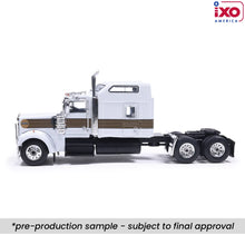Load image into Gallery viewer, IXO 1/64 Kenworth W900 1995 White w/ Comet U64TR011