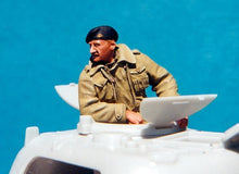 Load image into Gallery viewer, Ultracast 1/35 Canadian / Commonwealth Tank Crew Late 44/45 UC35008