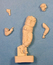Load image into Gallery viewer, Ultracast 1/35 British Tank Crewman Northern Europe WWII UC35048