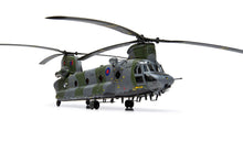 Load image into Gallery viewer, Airfix 1/72 British Boeing Chinook HC.1 A06023