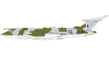 Load image into Gallery viewer, Airfix 1/72 British Victor B.Mk.2(BS) Bomber A12008