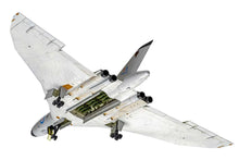 Load image into Gallery viewer, Airfix 1/72 British Avro Vulcan B.2 A12011'