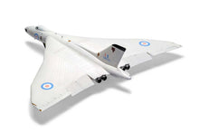 Load image into Gallery viewer, Airfix 1/72 British Avro Vulcan B.2 A12011'