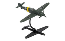 Load image into Gallery viewer, Airfix Starter Set 1/72 German Messerschmitt Bf109F-4 A55014