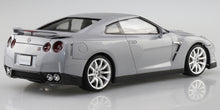 Load image into Gallery viewer, Aoshima 1/24 Nissan Skyline GT-R R35 2014 Pre-Painted Ultimate Metal Silver 06243