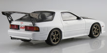 Load image into Gallery viewer, Aoshima 1/24 Initial D Mazda RX-7 FC3S Ryosuke Takahashi  #41 PRE-PAINTED 06247