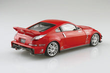 Load image into Gallery viewer, Aoshima 1/24 Nissan MCR Z33 Fairlady Z 2005 06910