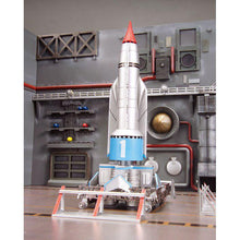 Load image into Gallery viewer, Aoshima Thunderbirds 1/350 Thunderbird 1 &amp; Launch Bay 06358