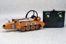 Load image into Gallery viewer, Aoshima Thunderbirds 1/72 Recovery Vehicle Wired R/C No.13 06387