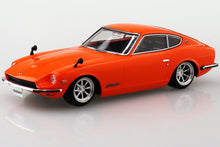 Load image into Gallery viewer, Aoshima Snap Kit 1/32 Nissan 240Z Fairlady Orange Custom Wheels #13-SP3 06476