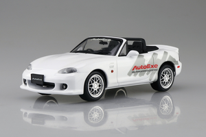 Aoshima 1/24 Mazda Roadster Auto Exe NB8C 1999 06828 – Burbank's