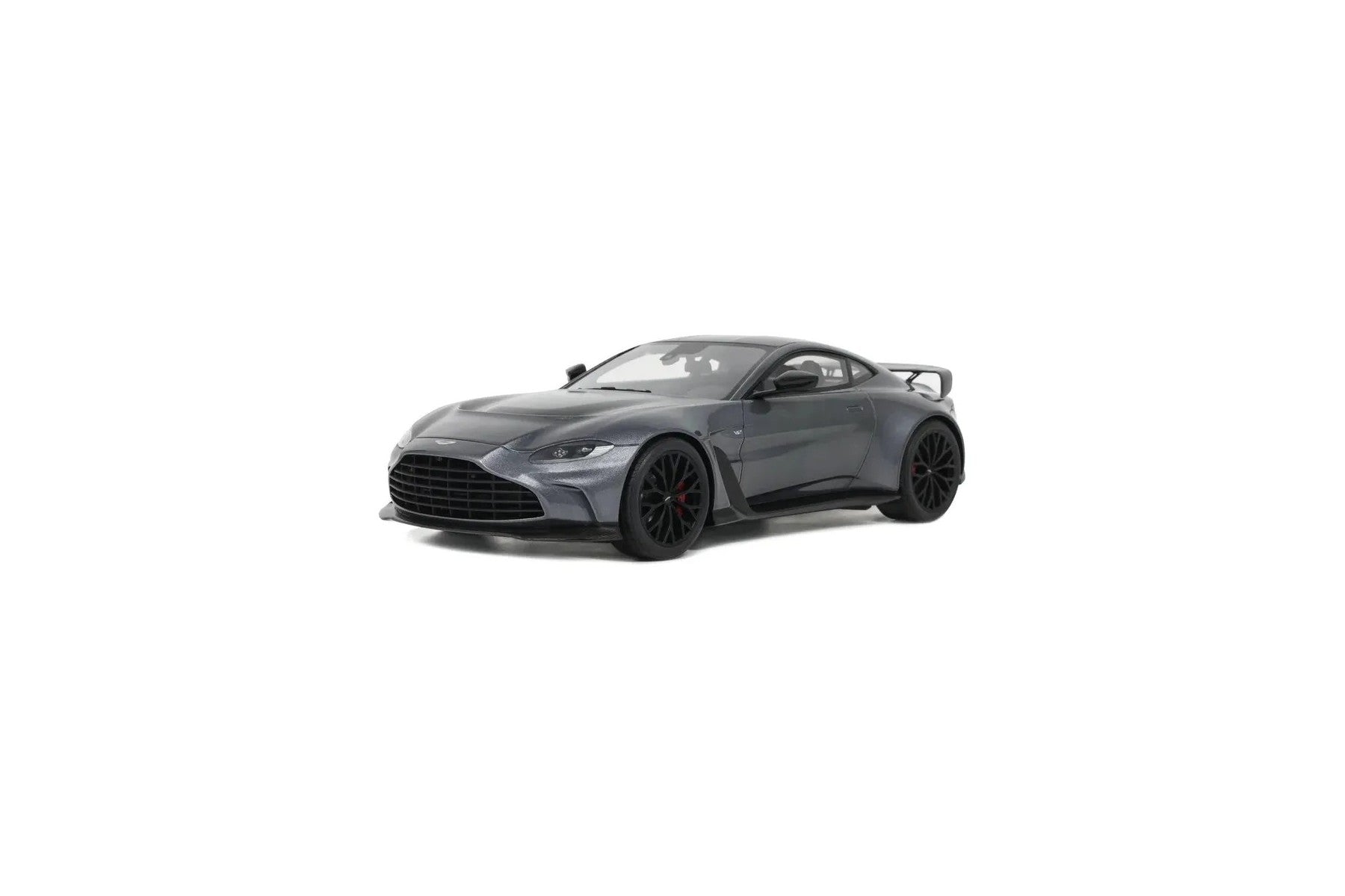 GT Spirit 1/18 Aston Martin V12 Vantage 2023 Magnetic Silver GT443