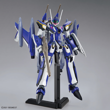 Load image into Gallery viewer, Bandai 1/100 Macross YF-29 Durandal Valkyrie (Maximilian Genus Custom) 5065691