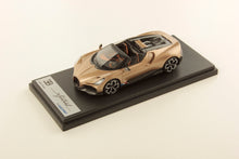 Load image into Gallery viewer, Looksmart 1/43 Bugatti W16 Mistral Dore Gold LS544D