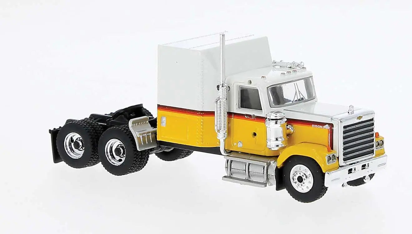 Brekina 1/87 HO Chevrolet Bison Semi Tractor (1980) White / Yellow