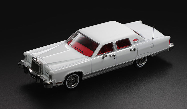 Sun Star 1/64 1979 Lincoln Continental Town Car White SS-60005