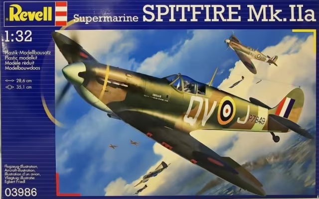 Revell 1/32 British Spitfire Mk.IIa 03986 NOS