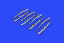Load image into Gallery viewer, Eduard 1/35 German Karabiner 98K Bolt-Action Rifle (PE &amp; Resin) 635007