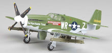 Load image into Gallery viewer, Easymodel 1/72 US P-51B 1st Lieutenant Henry Brown 36357