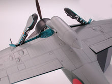 Load image into Gallery viewer, Tamiya 1/32 Japanese Mitsubishi A6M5 Zero Fighter Model 52 (Zeke) 60318