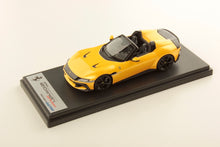 Load image into Gallery viewer, LookSmart 1/43 Ferrari 12 Cilindri Spider Giallo Tristrato LS556E