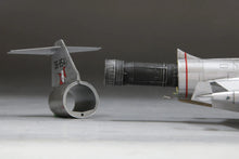 Load image into Gallery viewer, FineMolds 1/72 Japanese F-104J Jet Fighter FF07