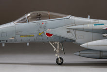 Load image into Gallery viewer, FineMolds 1/72 Japnaese JASDF F-15J Fighter Hot Scramble 1984 Initial Spec FP50
