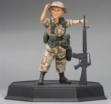 Load image into Gallery viewer, Finemolds 1/12 World Fighter Collection US Army Infantrywoman Sandy FT5