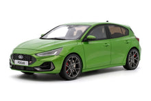 Load image into Gallery viewer, Otto 1/18 Ford Focus Mk5 ST Green Metallic OT450