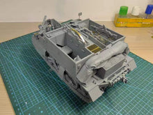 Load image into Gallery viewer, Gecko Models 1/16 British Universal Carrier Mk.II 16GM0016